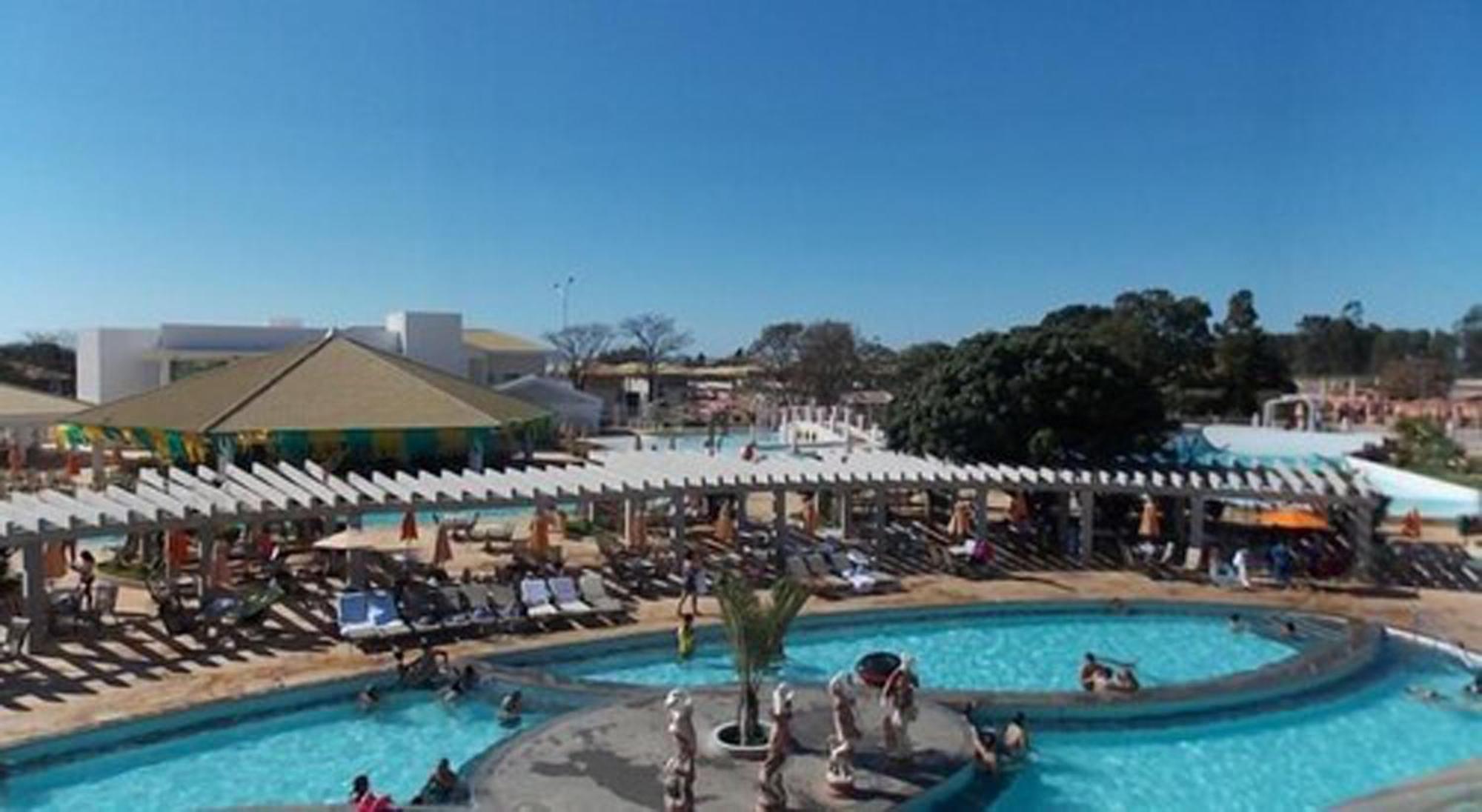 Lacqua diRoma - Ótimas Suítes - Resort com Piscina de ondas Caldas Novas Exterior foto