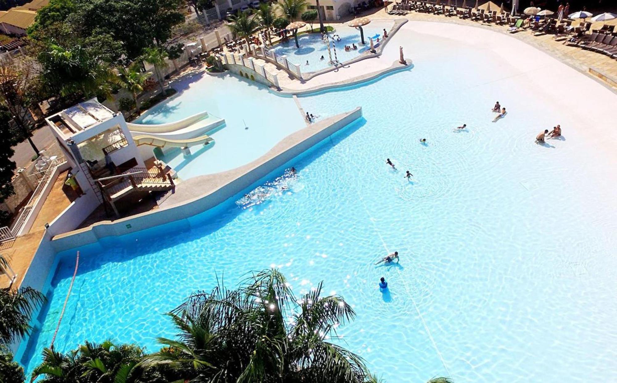 Lacqua diRoma - Ótimas Suítes - Resort com Piscina de ondas Caldas Novas Exterior foto