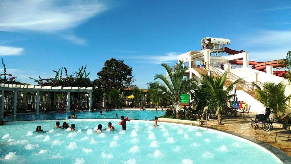 Lacqua diRoma - Ótimas Suítes - Resort com Piscina de ondas Caldas Novas Exterior foto