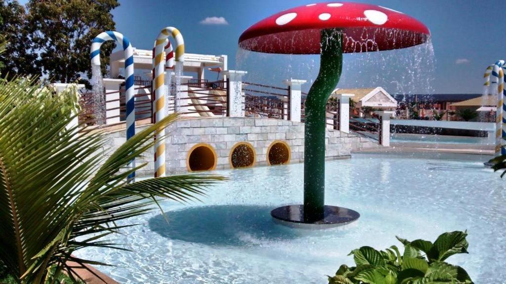 Lacqua diRoma - Ótimas Suítes - Resort com Piscina de ondas Caldas Novas Exterior foto