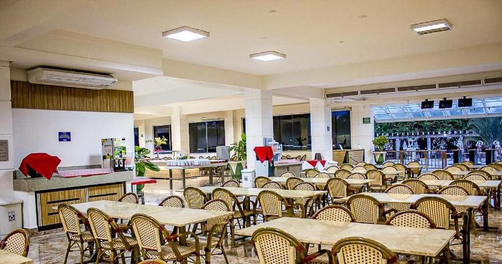 Lacqua diRoma - Ótimas Suítes - Resort com Piscina de ondas Caldas Novas Exterior foto